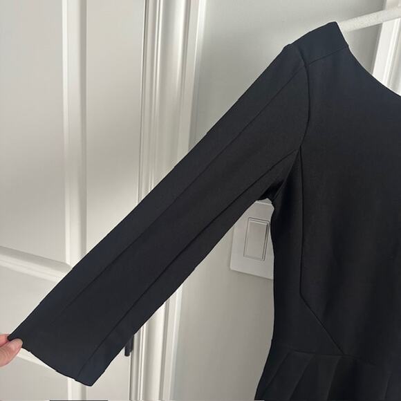 Amanda Uprichard Black Ponte Classic Dress Size: Medium - Picture 4 of 11